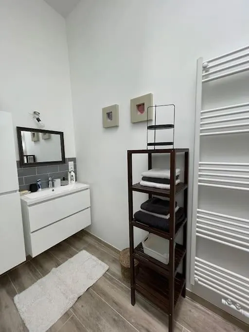 Studio Independant Sans Cuisine - Le Coin Cosy Avec Wifi Brussels Apartment